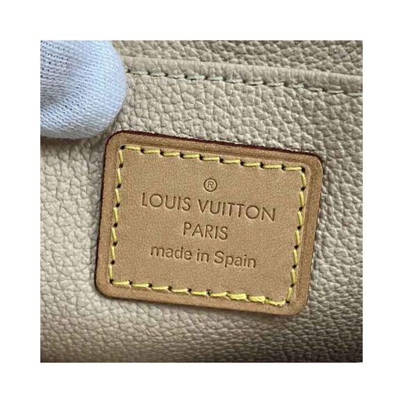 Pre Loved Louis Vuitton Cosmetic Pouch Women Brown Clutches - Picture 4 of 8